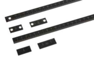 Règles en aluminium, autoadhésives ou avec perçages, épaisseur 2 mm Règles en aluminium, autoadhésives ou avec perçages, épaisseur 2 mm