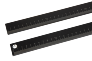 Règles en aluminium, autoadhésives ou avec perçages, épaisseur 6 mm Règles en aluminium, autoadhésives ou avec perçages, épaisseur 6 mm